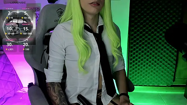 Snapshot of sofi_pretty_uwu- chatting on 11-02-25, 09:22 sofi pretty uwu- online show from 11-02-25, 09:22