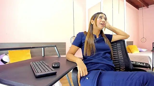 Alana Suares1 online show from 01-05-26, 09:51
