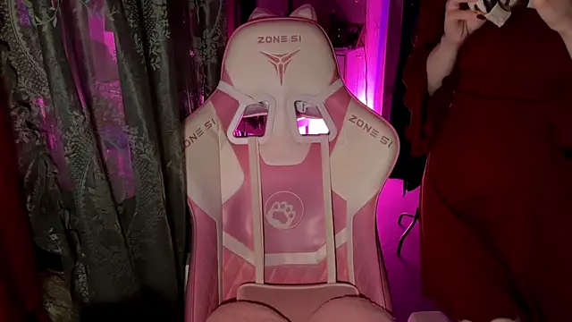 pearl princess  online show from 10-23-25, 11:46