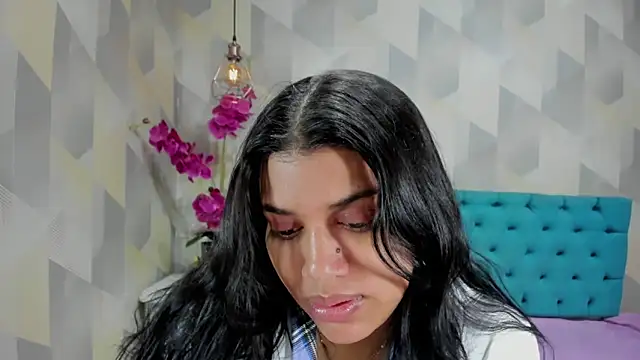 LindaBreeS online show from 10-17-25, 03:36