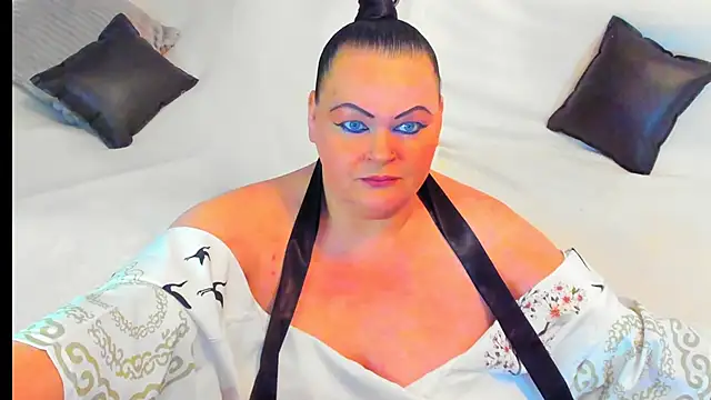 Snapshot of MilanaBiegert chatting on 01-04-25, 02:14 MilanaBiegert online show from 01-04-25, 02:14