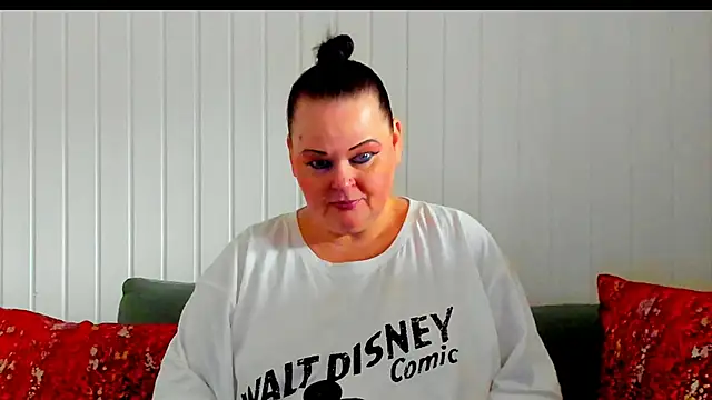 Snapshot of MilanaBiegert chatting on 01-19-26, 11:14 MilanaBiegert online show from 01-19-26, 11:14