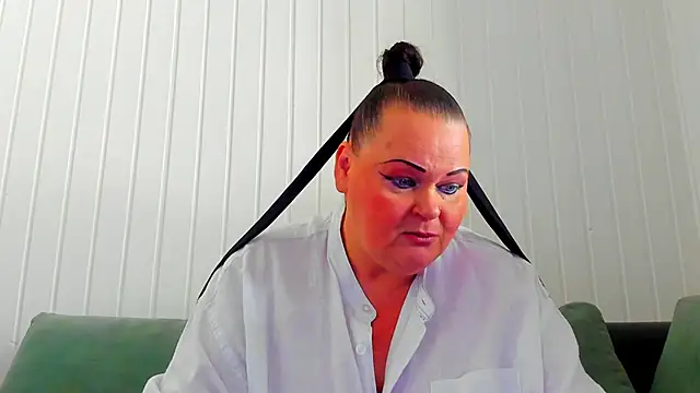 Snapshot of MilanaBiegert chatting on 03-16-26, 03:05 MilanaBiegert online show from 03-16-26, 03:05