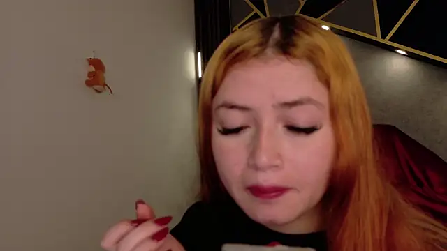 Snapshot of almma_shy chatting on 02-25-25, 01:06 almma shy online show from 02-25-25, 01:06