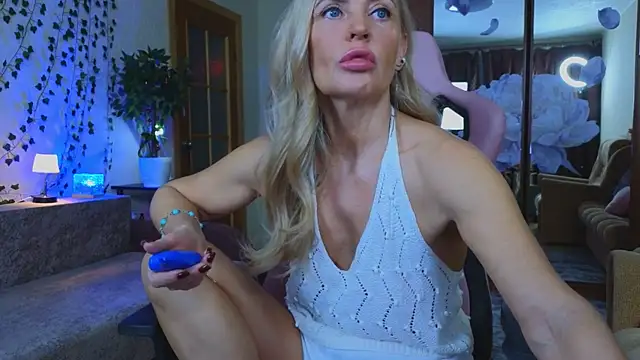 amelia blondy online show from 12-15-25, 01:59