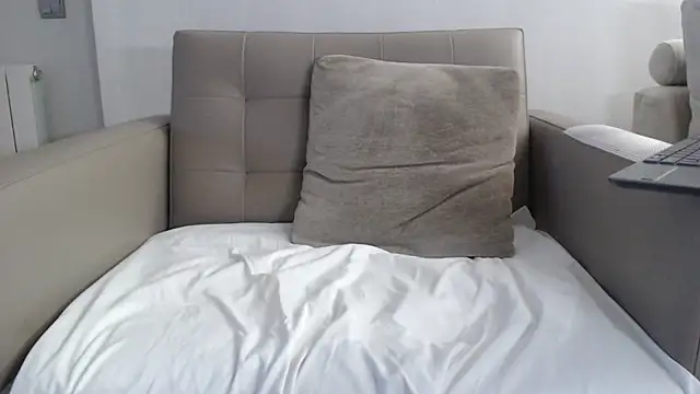 kim721 online show from 10-09-25, 11:52