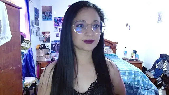 SerenaSweet online show from 05-18-26, 04:02