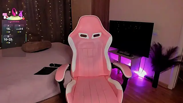 Snapshot of Jane_Paws chatting on 03-06-26, 01:35 Jane Paws online show from 03-06-26, 01:35