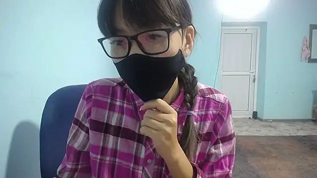 elllaaxx online show from 10-10-25, 03:27