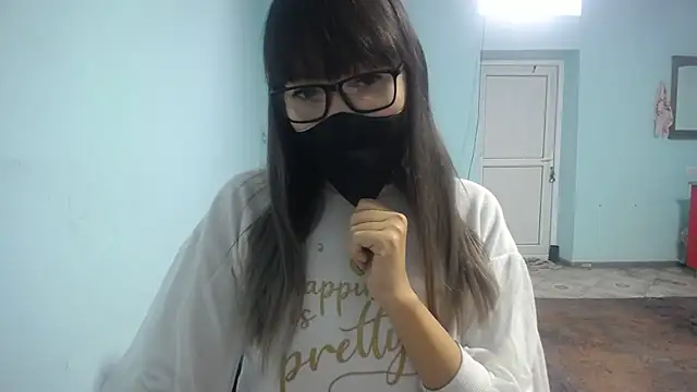 elllaaxx online show from 11-05-25, 04:01