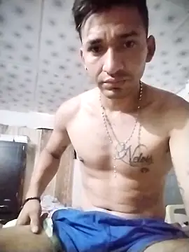 Snapshot of Yesiell chatting on 11-07-25, 06:19 Yesiell online show from 11-07-25, 06:19