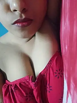 Snapshot of sexyindi_couple chatting on 07-31-26, 07:41 sexyindi couple online show from 07-31-26, 07:41