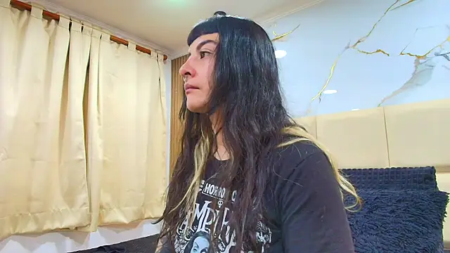 Naughty Kittenm online show from 07-13-26, 11:35