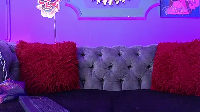 Julieta Russell online show from 02-12-25, 11:51