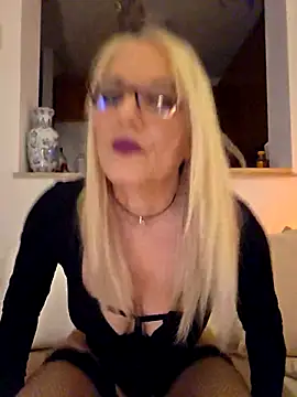 Snapshot of kikkastar chatting on 01-15-26, 08:56 kikkastar online show from 01-15-26, 08:56