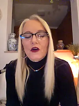 Snapshot of kikkastar chatting on 03-12-26, 08:59 kikkastar online show from 03-12-26, 08:59