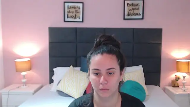 MadisonJenner online show from 02-01-25, 11:43