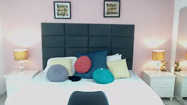 MadisonJenner online show from 03-06-25, 05:33