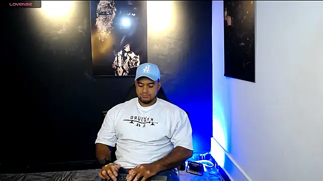 Big furry bear13 online show from 01-08-26, 04:26