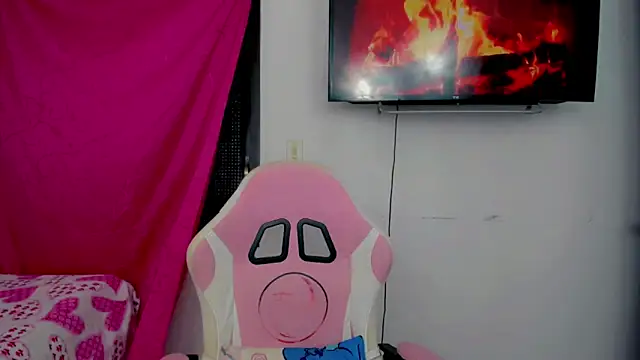 Snapshot of sunshine_uwu22 chatting on 01-17-25, 09:28 sunshine uwu22 online show from 01-17-25, 09:28