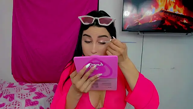 Snapshot of sunshine_uwu22 chatting on 02-24-25, 06:36 sunshine uwu22 online show from 02-24-25, 06:36