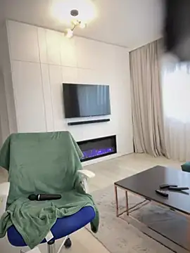 HotXMom online show from 02-08-25, 07:37