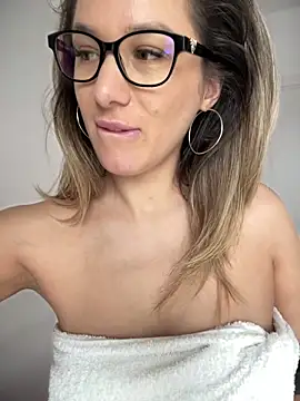 HotXMom online show from 03-01-25, 10:55