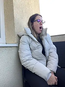 HotXMom online show from 03-22-25, 10:28