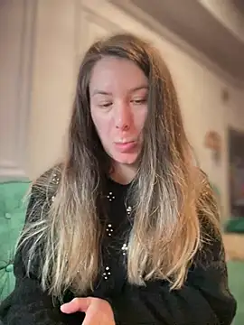 Snapshot of HotXMom chatting on 02-26-26, 07:29 HotXMom online show from 02-26-26, 07:29