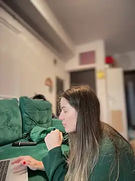 Snapshot of HotXMom chatting on 02-27-26, 08:14 HotXMom online show from 02-27-26, 08:14