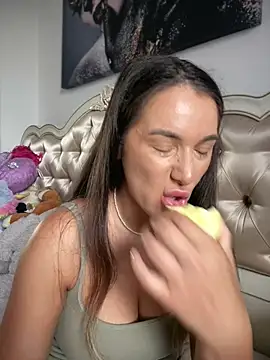 HotXMom online show from 07-03-26, 06:20