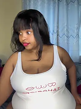 Linahlove online show from 03-18-26, 08:28