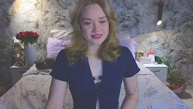 Aurora Golden1 online show from 03-18-26, 01:31