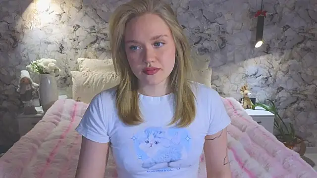 Aurora Golden1 online show from 05-23-26, 11:58