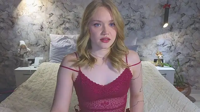 Aurora Golden1 online show from 05-30-26, 11:07