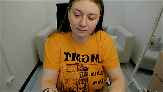 AlisaBacker online show from 03-21-25, 04:40