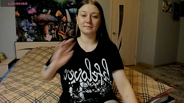 AlisaBacker online show from 10-05-25, 03:21