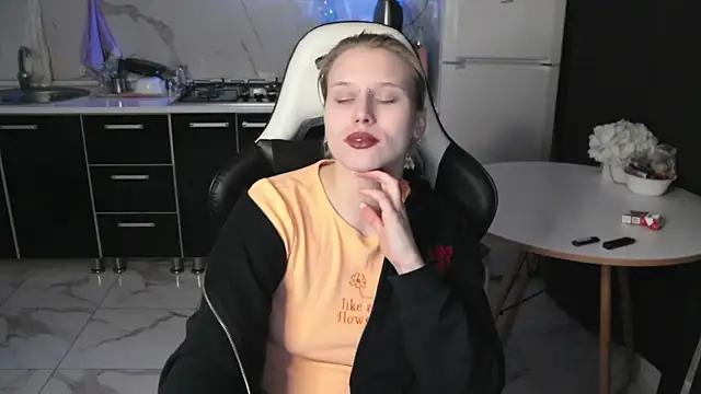 MertyXX online show from 04-23-26, 09:17