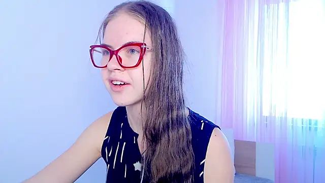 Sarah HS online show from 11-09-25, 04:11