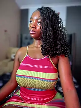 Snapshot of Candy-Heart chatting on 12-09-24, 04:12 Candy-Heart online show from 12-09-24, 04:12