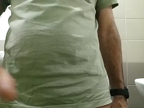 Snapshot of 3e77o chatting on 02-05-26, 08:57 3e77o online show from 02-05-26, 08:57