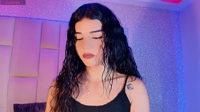 Snapshot of Summer_walkerr chatting on 03-01-25, 12:45 Summer walkerr online show from 03-01-25, 12:45