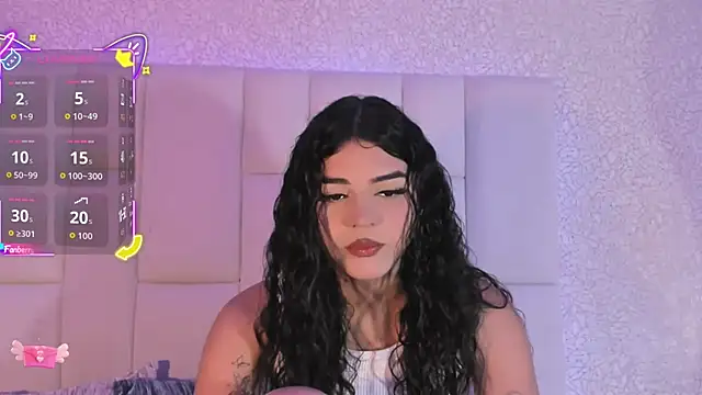 Snapshot of Summer_walkerr chatting on 09-25-25, 12:42 Summer walkerr online show from 09-25-25, 12:42