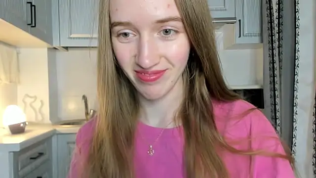 Snapshot of leslie_my_lovee chatting on 04-13-26, 05:40 leslie my lovee online show from 04-13-26, 05:40