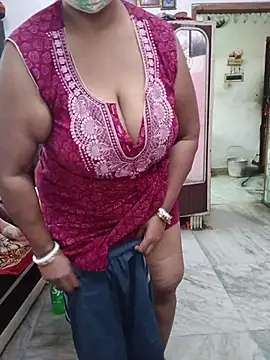 Ivy-09 online show from 01-10-26, 08:49