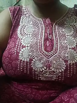 Snapshot of Ivy-09 chatting on 07-07-26, 03:16 Ivy-09 online show from 07-07-26, 03:16
