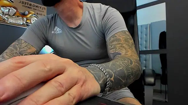 AronGrant online show from 10-23-25, 08:24