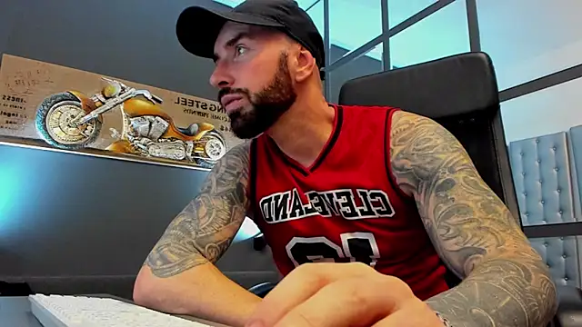 AronGrant online show from 11-23-25, 11:21