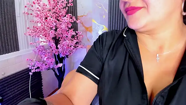 Snapshot of kate_evans1 chatting on 07-02-26, 04:35 kate evans1 online show from 07-02-26, 04:35