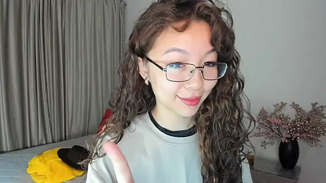 AgnieszkaBanana online show from 02-04-25, 04:05